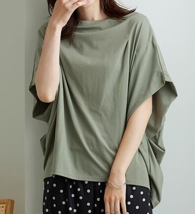 BELLUNA（ベルーナ）の「【接触冷感】二の腕隠れる！ドルマンチュニック（チュニック）」