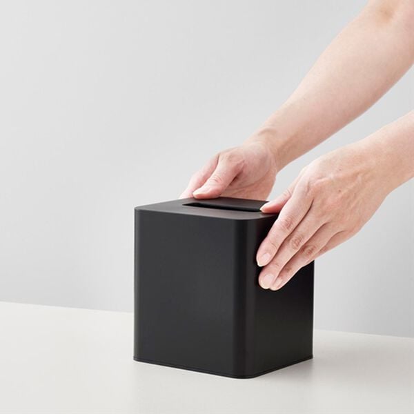 iellio（イエリオ）の「タワー　コンパクトティッシュケース　スクエア＜ｔｏｗｅｒ山崎実業＞（その他日用品・趣味雑貨）」｜詳細画像