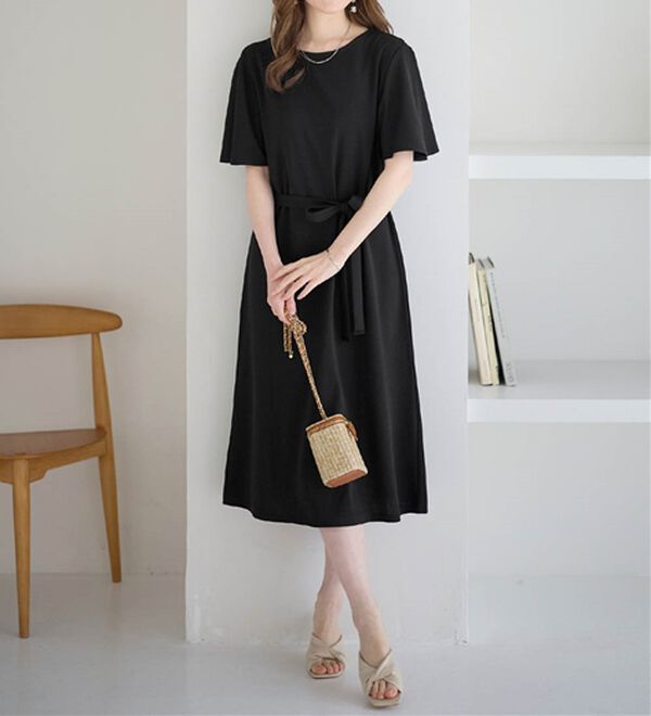 alotta（アロッタ）の「【4つの機能付】ひんやりフレア袖ベルト付ゆるワンピース（カットソーワンピース）」｜詳細画像