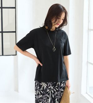 BELLUNA（ベルーナ）の「【選べる袖丈】＜エアリーアイスコットン＞オーバーサイズＴシャツ（カットソー）」｜黒