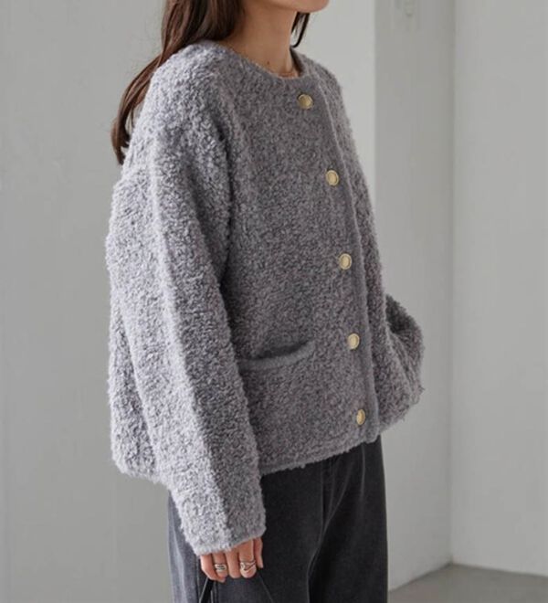 RANAN（ラナン）の「ゴールド調ボタンループ編みニットジャケット（ニットカーディガン）」｜詳細画像