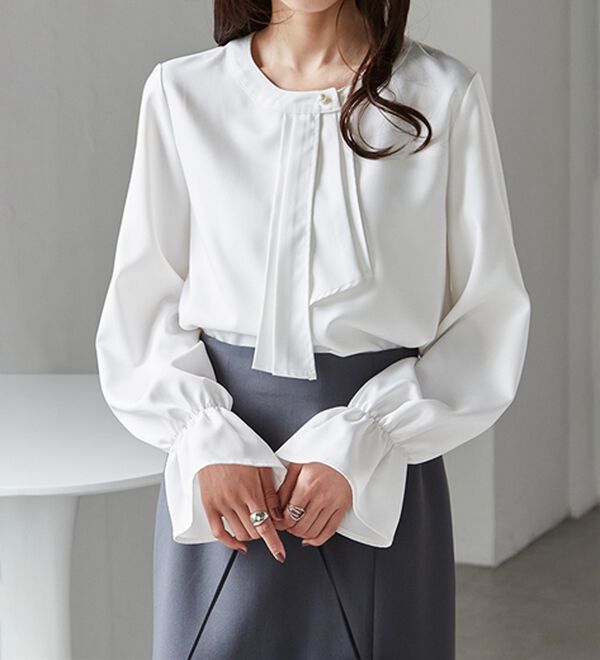 RANAN（ラナン）の「パール付きボウタイブラウス（ブラウス）」｜詳細画像