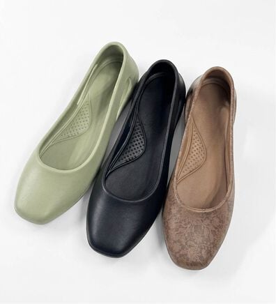 BELLUNA（ベルーナ）の「【軽量/幅広設計】ふわっと軽いやわらかシューズ（フラットシューズ）」