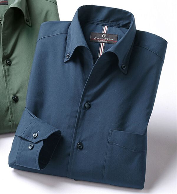 「＜コムルヴァン・オム＞アイロンいらずのストレッチドレスシャツ（メンズシャツ）」｜ネイビー