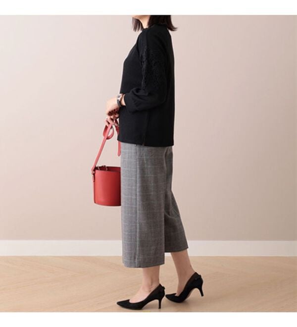 BELLUNA（ベルーナ）の「ウール調センタープレスクロップドパンツ（クロップドパンツ）」｜詳細画像