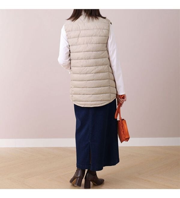 BELLUNA（ベルーナ）の「蓄熱中わたロング丈ベスト（中わたコート・ベスト）」｜詳細画像
