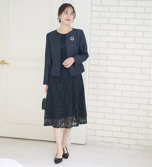 BELLUNA（ベルーナ）の「シャンタン素材ノーカラージャケットレースワンピースアンサンブル（ワンピースセットスーツ）」｜詳細画像