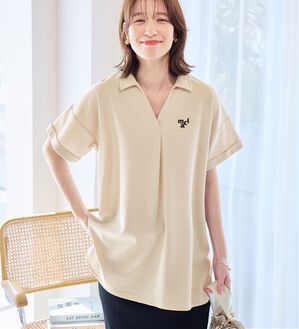 Viola e Viola（ヴィオラ エ ヴィオラ）の「【ｍａｒｉｅ　ｃｌａｉｒｅ　ＳＰＯＲＴ】スキッパーポロチュニック（チュニック）」｜グレージュ