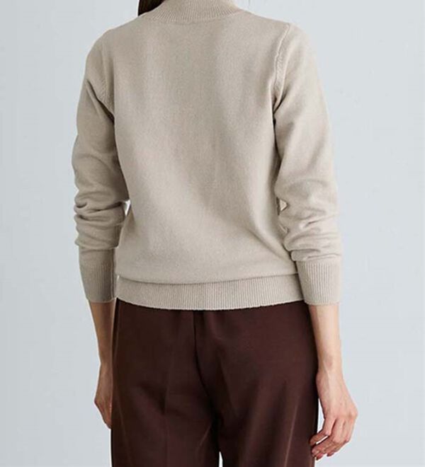 Pierrot（ピエロ）の「【Ｍ～３Ｌ】プレミアムカシミヤタッチハイネックニット（ニット・セーター）」｜詳細画像