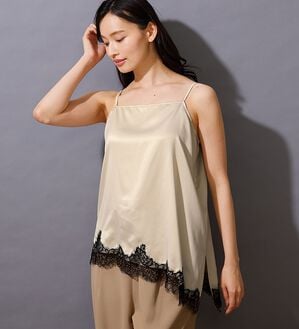 LAVIENNE（ラヴィエンヌ）の「アシンメトリーレース使いサテンキャミソール（肌着・インナーウェア）」｜詳細画像