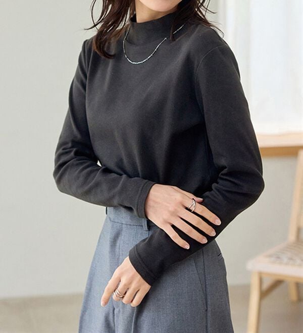 BELLUNA（ベルーナ）の「【選べる衿】肌に優しい綿１００％暖か発熱素材プルオーバー＜ベルホット　コットン＞（カットソー）」｜詳細画像