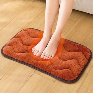 「蓄熱保温・抗菌防臭足ポカ暖かマット４枚組（インテリア雑貨）」｜1