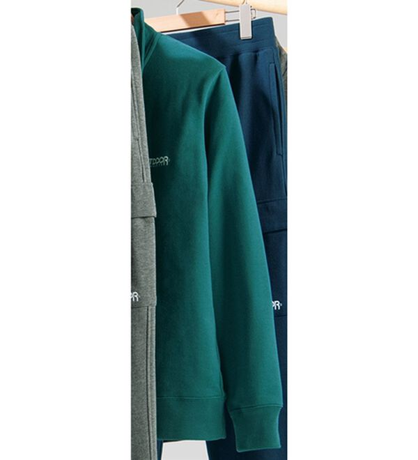 「＜アウトドアプロダクツ＞ブランドデザインハーフジップ・カーゴパンツ（メンズトレーナー）」｜ブルーグレー(トップス)