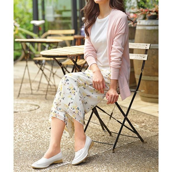 BELLUNA（ベルーナ）の「イタリアンレザーパンチング日本製パンプス（パンプス）」｜詳細画像