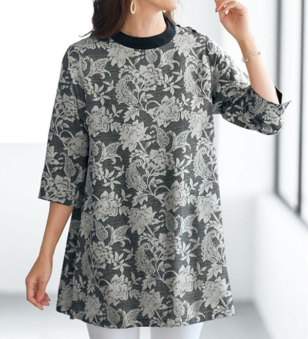 Tunic 花柄チュニック 花柄でありながらカッコよく着られるモードな花柄チュニックトップス