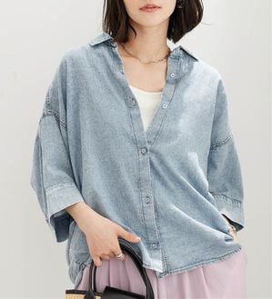 BELLUNA（ベルーナ）の「シアーデニム素材裾タックゆったりシャツ（シャツ）」｜詳細画像