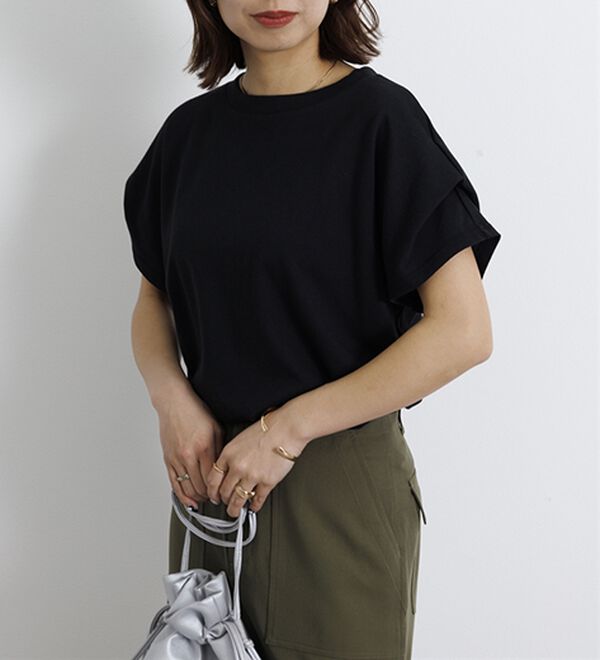 BELLUNA（ベルーナ）の「脱普通のＴシャツ！華奢見せジェラートポンチ素材プルオーバー（カットソー）」｜詳細画像