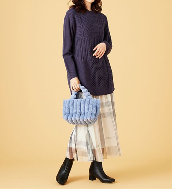 BELLUNA（ベルーナ）の「パッチワーク調ケーブルニットチュニック（チュニック）」｜詳細画像