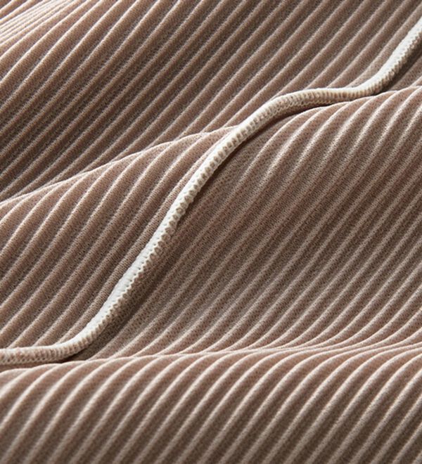 GeeRA（ジーラ）の「全骨格対応！配色プリーツワンピース（カットソーワンピース）」｜詳細画像