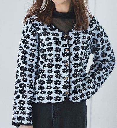 RANAN（ラナン）の「レトロフラワージャカードカーディガン（ニットカーディガン）」