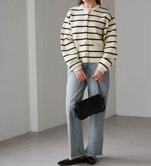 RANAN（ラナン）の「【4つの機能付き】洗える！ゴールド調ボタンニットカーディガン（ニットカーディガン）」｜詳細画像