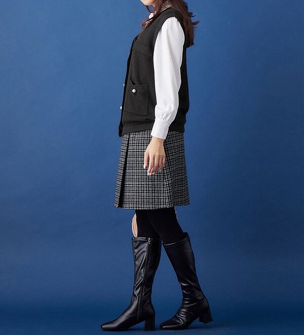 alotta（アロッタ）の「パール調ボタン付ツイード見えニットベスト（ベスト）」｜詳細画像