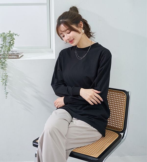 BELLUNA（ベルーナ）の「夏でも着られる強撚綿１００％長袖プルオーバー（カットソー）」｜詳細画像