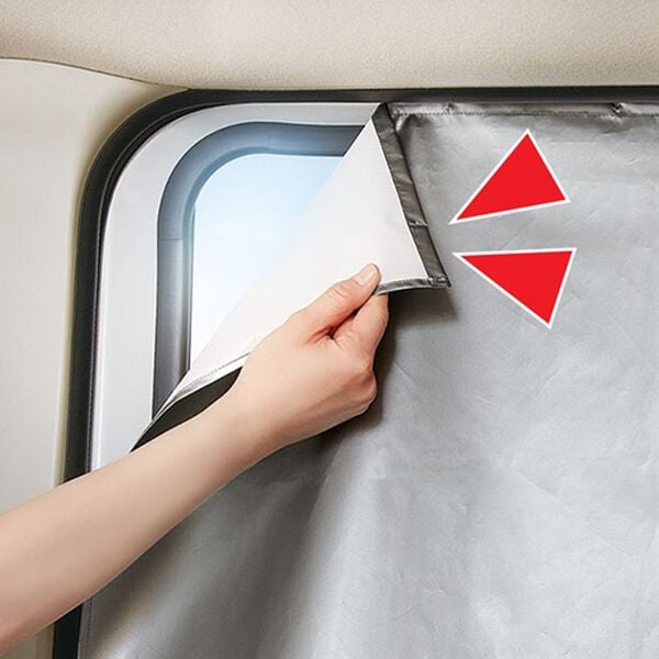 「【遮夏】生地使用　車のサイドカーテン２枚組（レジャー・カー用品）」｜詳細画像