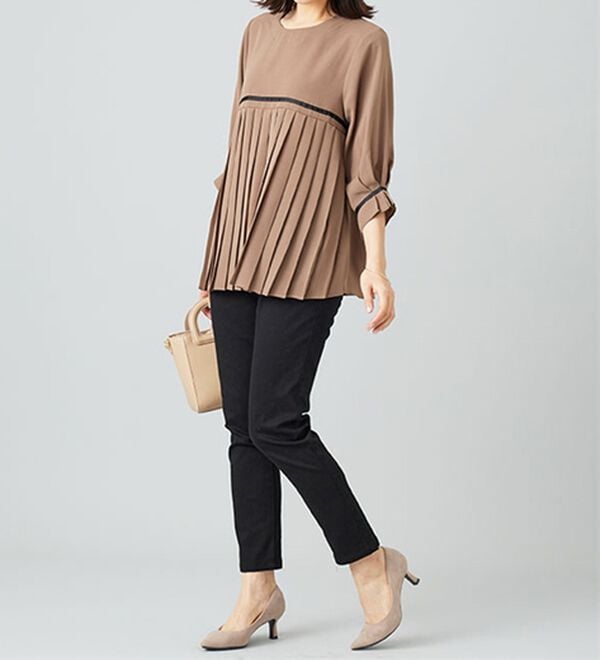 BELLUNA（ベルーナ）の「【Ｌａｇｒｉｌｕａ】配色ライン使いタックデザインブラウス（ブラウス）」｜詳細画像