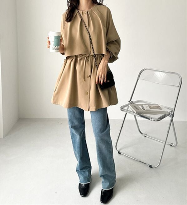 GeeRA（ジーラ）の「ケープデザインミドル丈マンパー（ブルゾン）」｜詳細画像