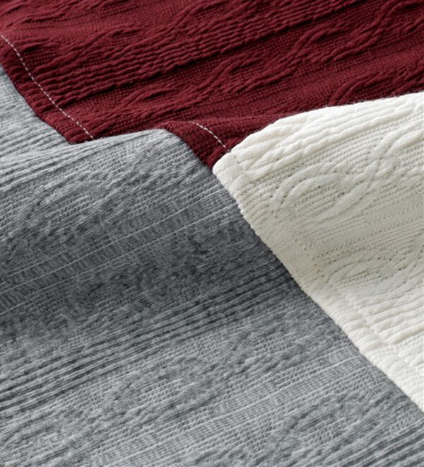 BELLUNA（ベルーナ）の「ミニケーブル柄パッチワーク風プルオーバー（カットソー）」｜詳細画像