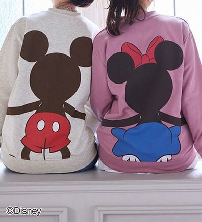 BELLUNA（ベルーナ）の「＜Ｄｉｓｎｅｙ＞【ミッキー＆ミニー】抱き着きプリント裏起毛トレーナー（カットソー）」