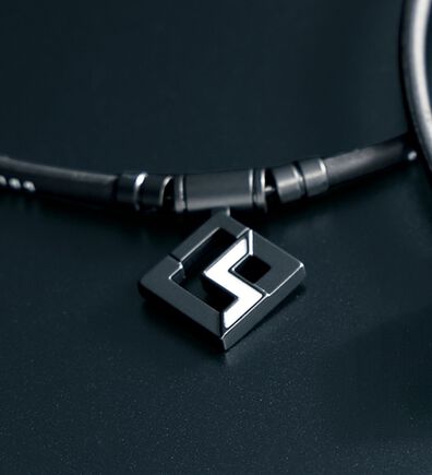 「＜コラントッテ＞ＳＰＯＲＴＳ　ＰＲＯ　マグチタンネックレス（メンズスポーツ用品）」