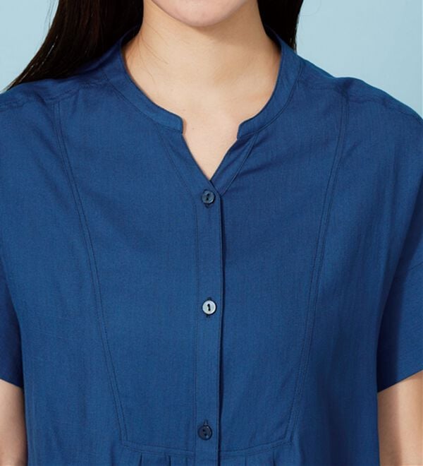 BELLUNA（ベルーナ）の「麻調素材タック使いシャツチュニック（ブラウス）」｜詳細画像