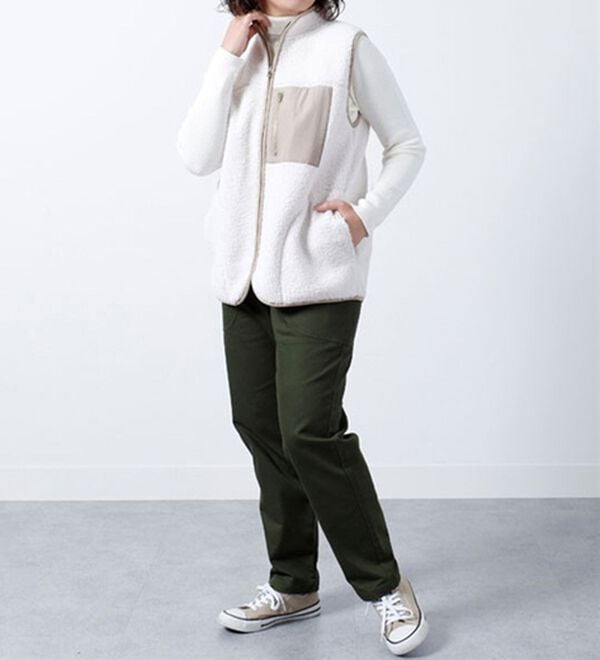 BELLUNA（ベルーナ）の「＜ｓｏｒａｆｕｋｕ＞配色使いボアベスト（ベスト）」｜詳細画像