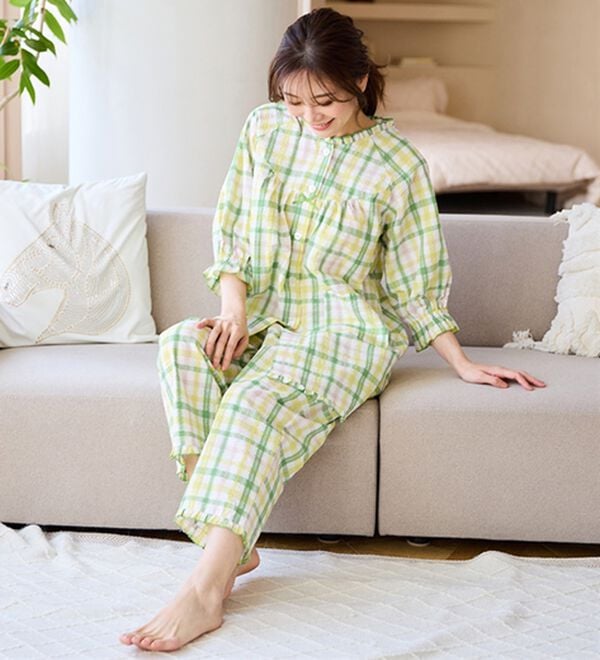 LAVIENNE（ラヴィエンヌ）の「サラッと涼感、綿１００％サッカーパジャマ（パジャマ・ルームウェア）」｜詳細画像