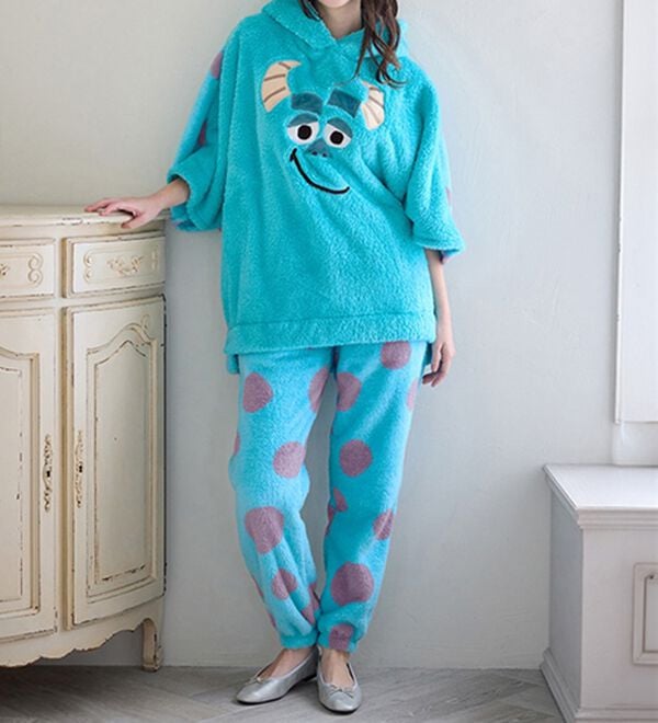 BELLUNA（ベルーナ）の「＜Ｄｉｓｎｅｙ＞【モンスターズ・インク（サリー）】両面ボアパンツ（※ポンチョ別売り）（その他パンツ）」｜詳細画像