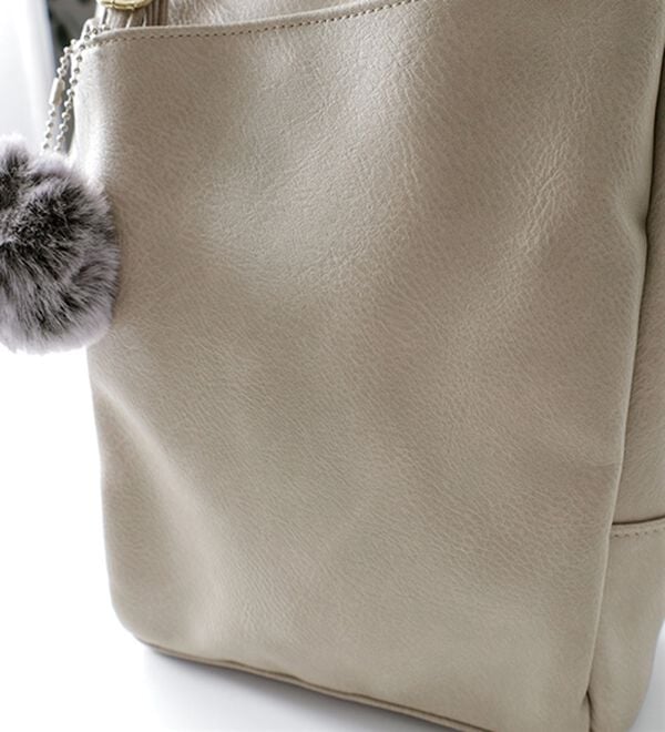 BELLUNA（ベルーナ）の「ガバッと開く！充実収納の３層式ミニショルダー（ショルダーバッグ）」｜詳細画像