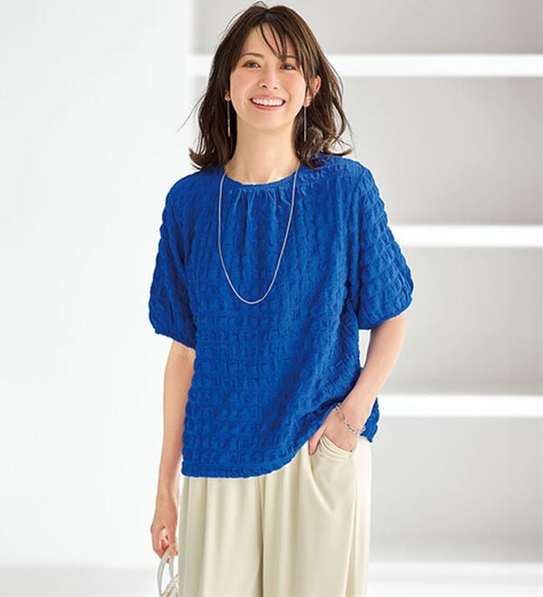 BELLUNA（ベルーナ）の「ポコポコ素材裾ドロストプルオーバー（カットソー）」｜詳細画像