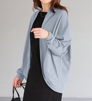 Viola e Viola（ヴィオラ エ ヴィオラ）の「【５つの機能付】ＵＶ対策に！ひんやり　ゆるドルマンカーディガン（ニットカーディガン）」｜ラベンダーブルー