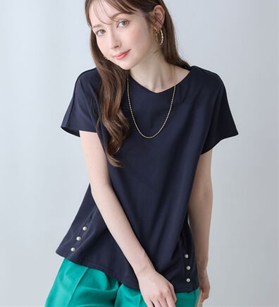 alotta（アロッタ）の「ひんやり裾パールデザインＴシャツ（カットソー）」
