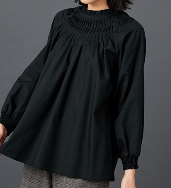 BELLUNA（ベルーナ）の「タックデザインフリル衿ブラウス（ブラウス）」｜詳細画像