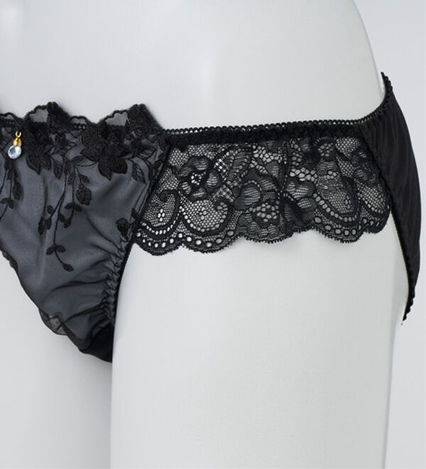 YU'NOW（ユナウ）の「ぷるるん谷間のノンワイヤーブラ＆ショーツ（ブラジャー＆ショーツセット）」｜詳細画像