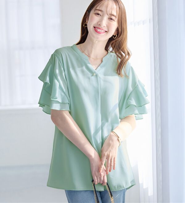 alotta（アロッタ）の「【イージーケア】フリル袖チュニックブラウス（チュニック）」｜ミントブルー