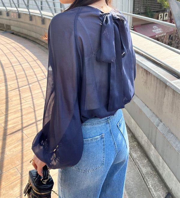 GeeRA（ジーラ）の「バックリボンシアーブラウス（ブラウス）」｜詳細画像