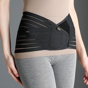 LAVIENNE（ラヴィエンヌ）の「＜ライザップ＞腰サポーター（サポーター・肩腰膝ケア）」｜詳細画像