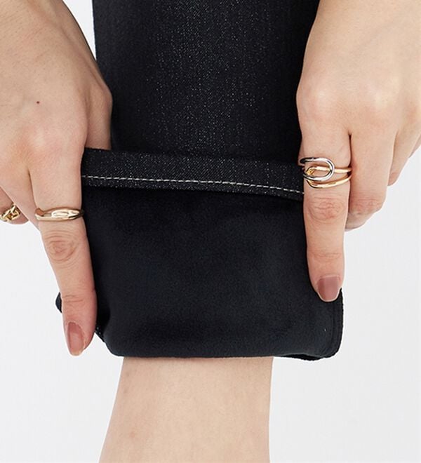 BELLUNA（ベルーナ）の「裏ベロアストレッチデニムパンツ（フルレングスパンツ）」｜詳細画像