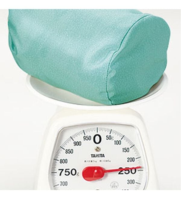 BELLUNA（ベルーナ）の「はっ水加工軽量パーカー（ポーチ付）（パーカー）」｜詳細画像