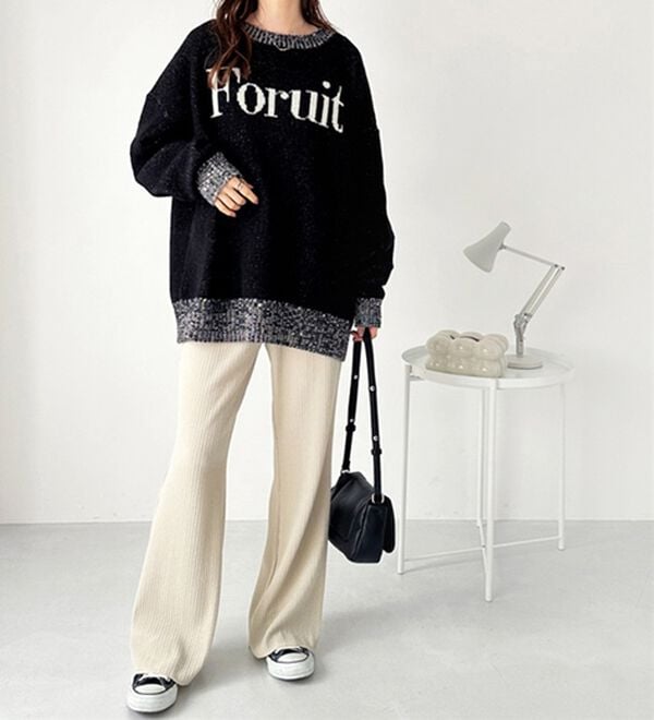 GeeRA（ジーラ）の「セルフカット美脚魅せセミフレアパンツ（フルレングスパンツ）」｜詳細画像