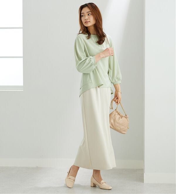 BELLUNA（ベルーナ）の「【再入荷】ボリューム袖美人顔バックフレアーＴブラウス（ブラウス）」｜詳細画像